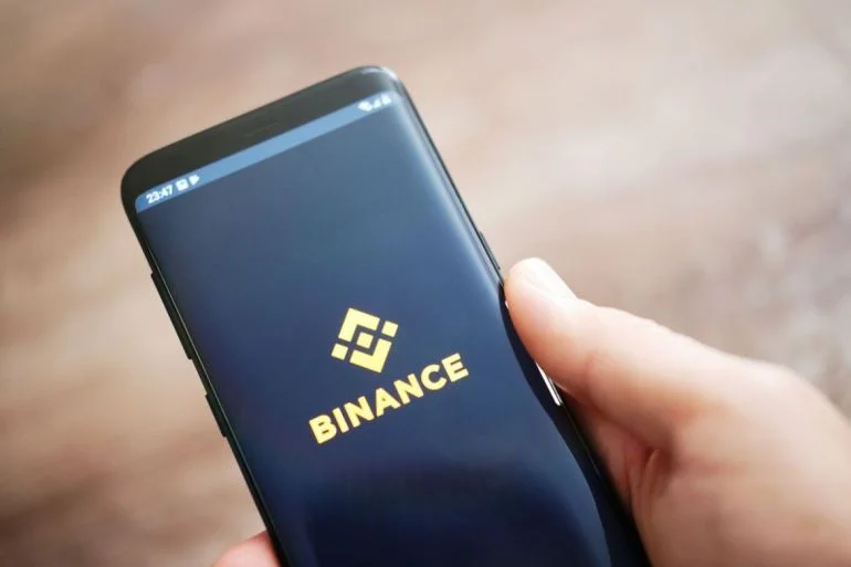 binance-coinmarketcap-i-resmen-acikladi.webp