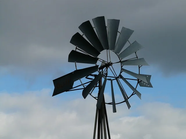 windmill-g994453ed1_640.webp